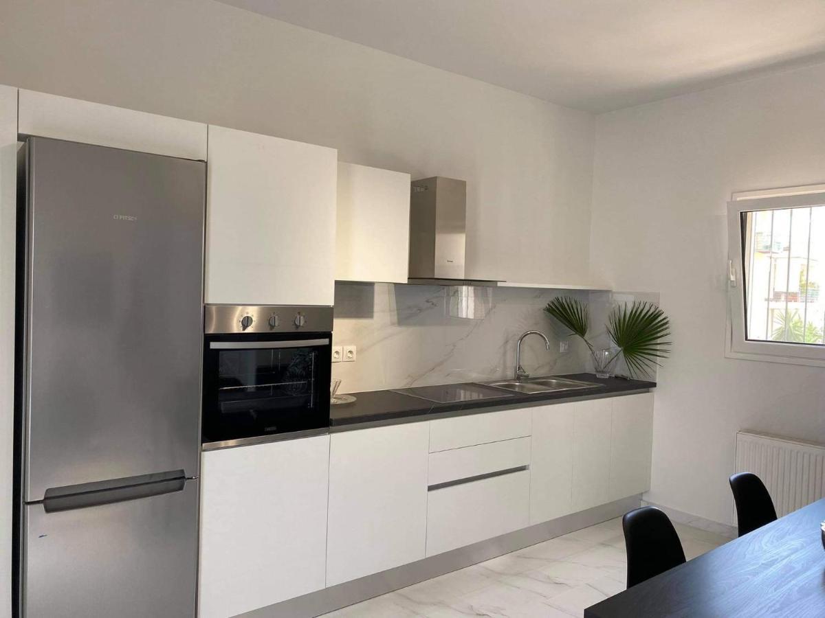 Oikoi II Apartment Коропион Екстериор снимка